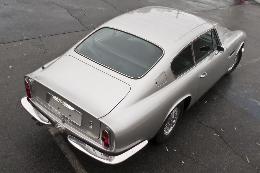  Aston Martin DB6 (3398/R) 1968 года  (фото 19 из 20)